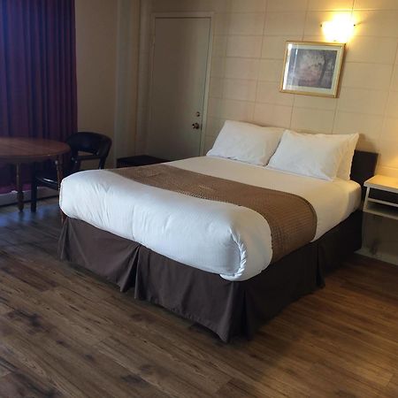 Siesta Motel Olds Εξωτερικό φωτογραφία