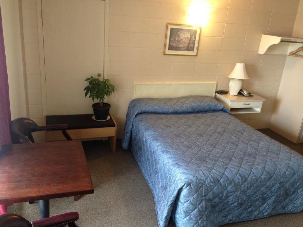 Siesta Motel Olds Εξωτερικό φωτογραφία
